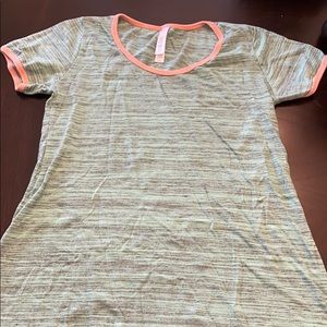 Lularoe Classic Tee